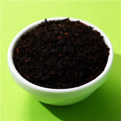 Чай чёрный индийский «Сухой чаёк» с имбирем, в консервной банке, 60 г.